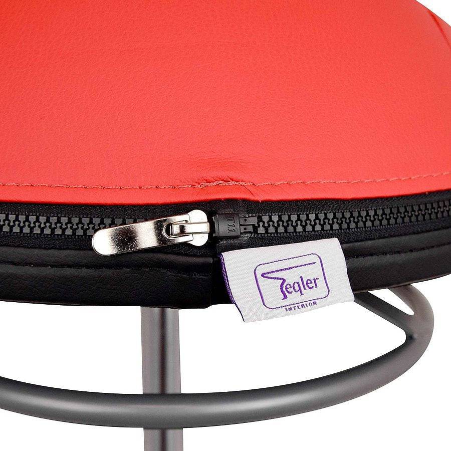 Active Wobble Pendulum Stool