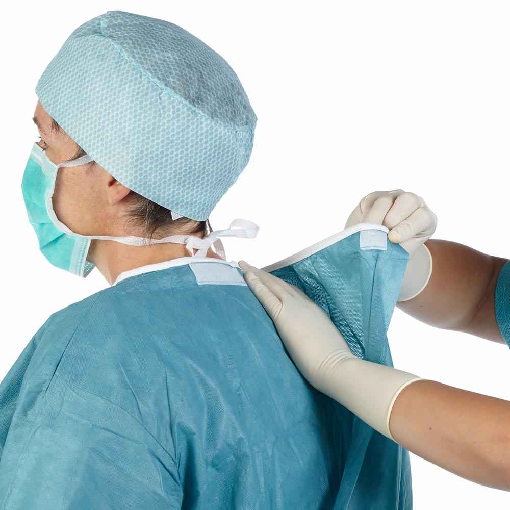 Surgical Gown 'Standard' || Medium