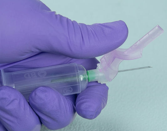 BD Vacutainer One-Use Holder || Pack of 250